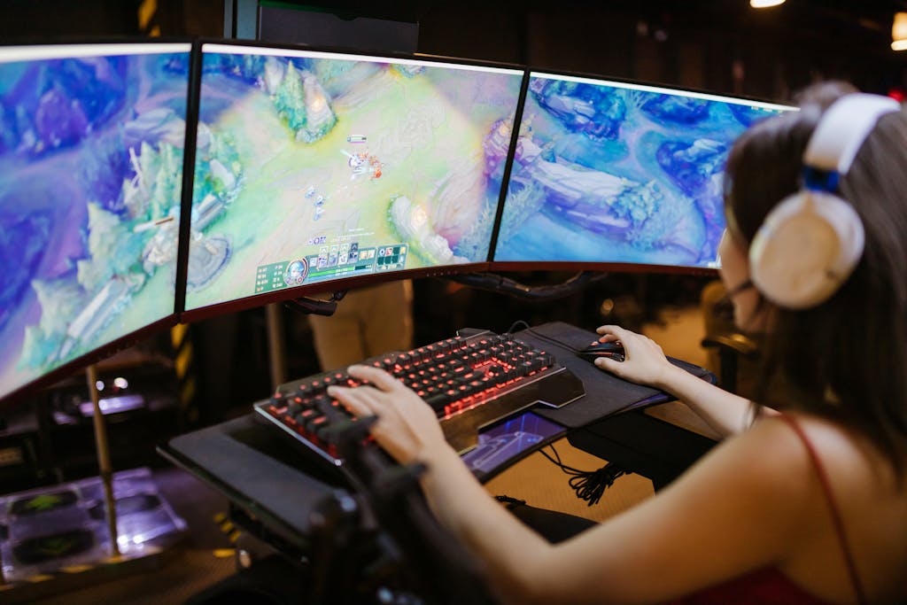 10 Best Budget Streaming Accessories Under $100 for Your 2025 Pop Culture Twitch Bash
